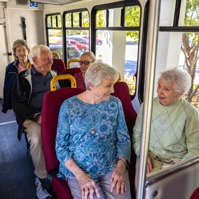 senior-bus-the-gables-at-cobb-village
